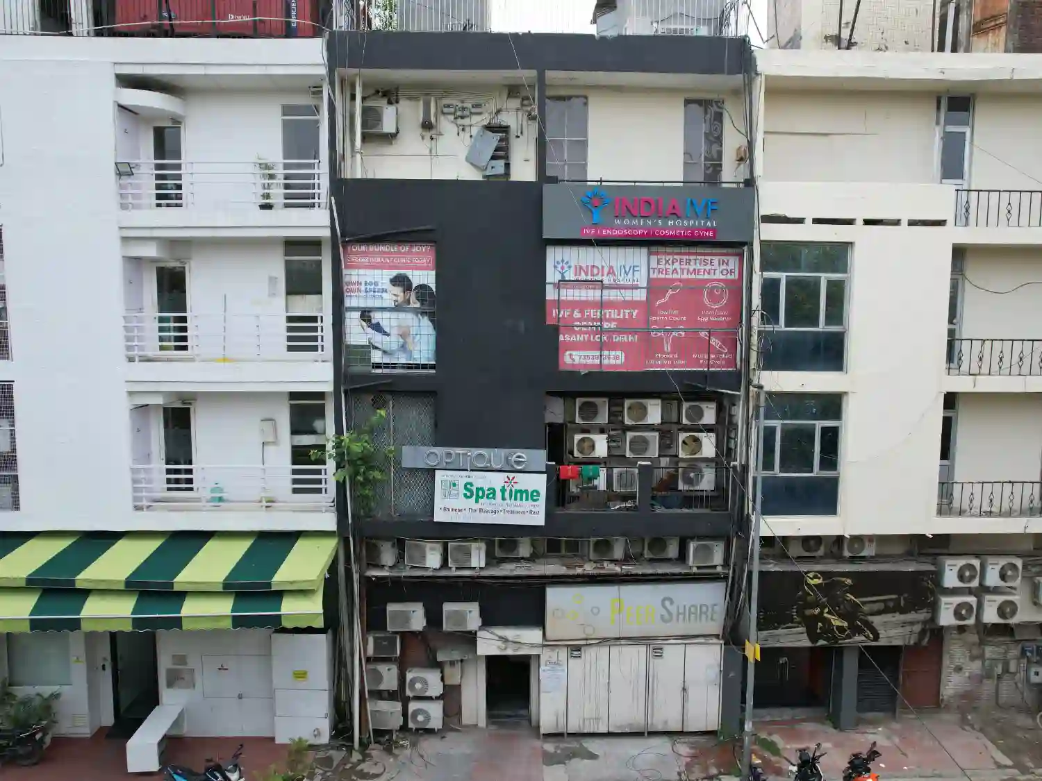 Delhi Centre Gallery